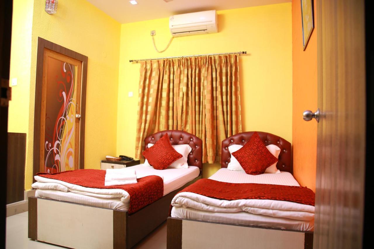 Babul Hotel Kalküta Dış mekan fotoğraf