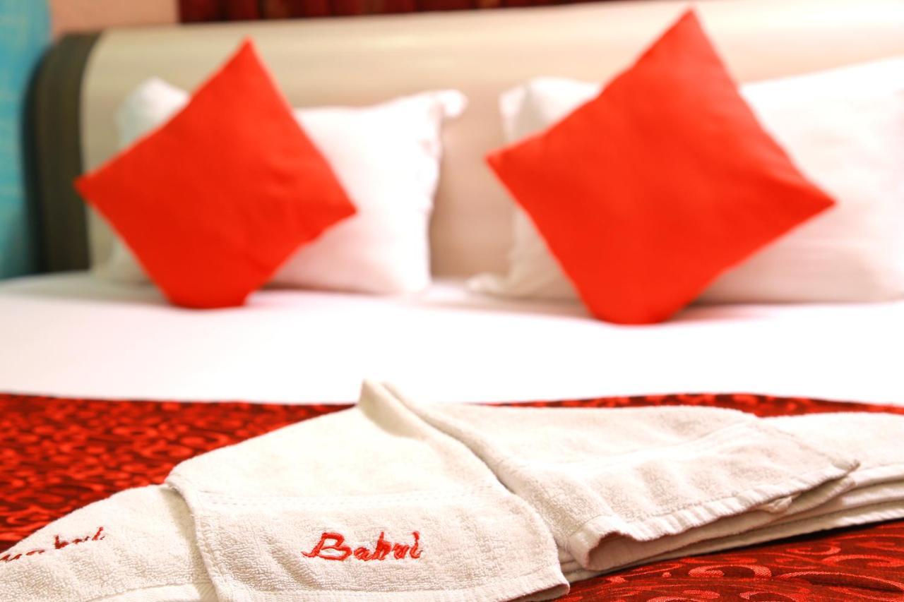 Babul Hotel Kalküta Dış mekan fotoğraf